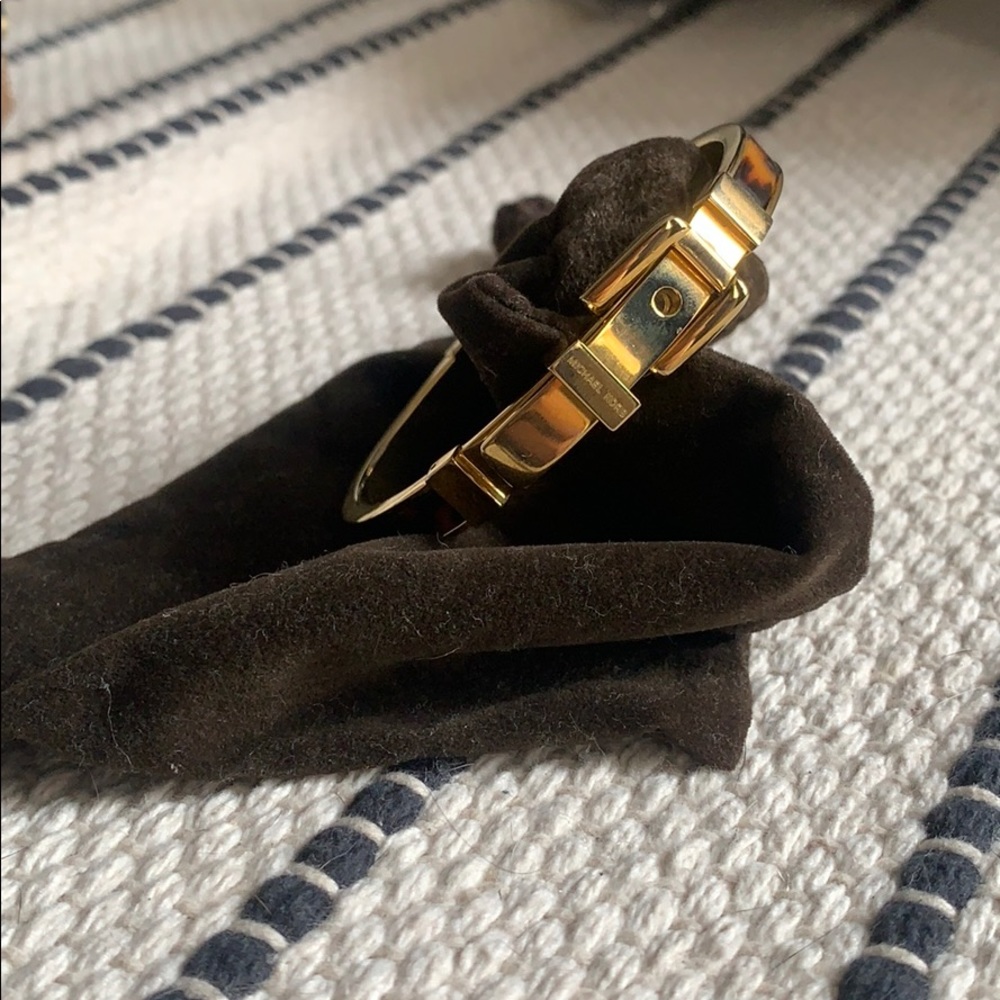 Michael KORS bracelet